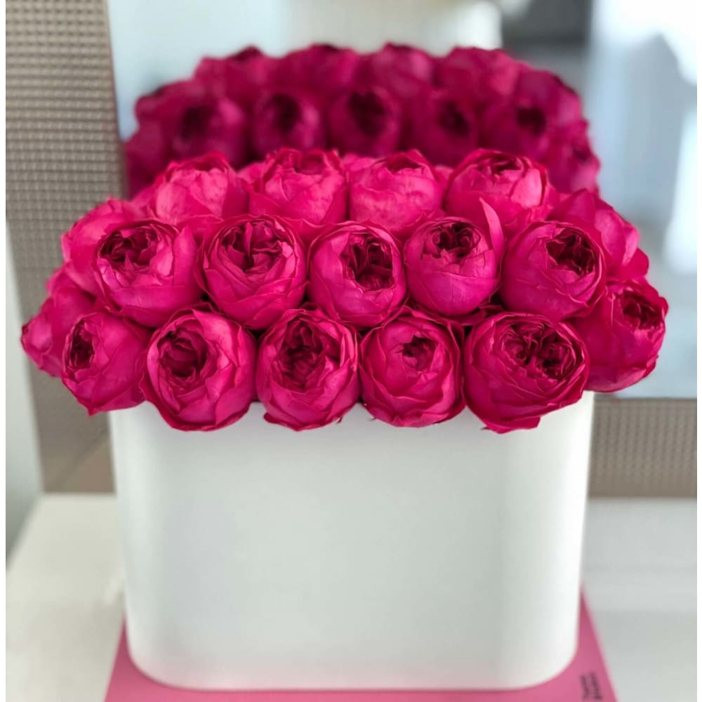 3-Year Lasting Peonies in Stainless Steel - Bright Pink -