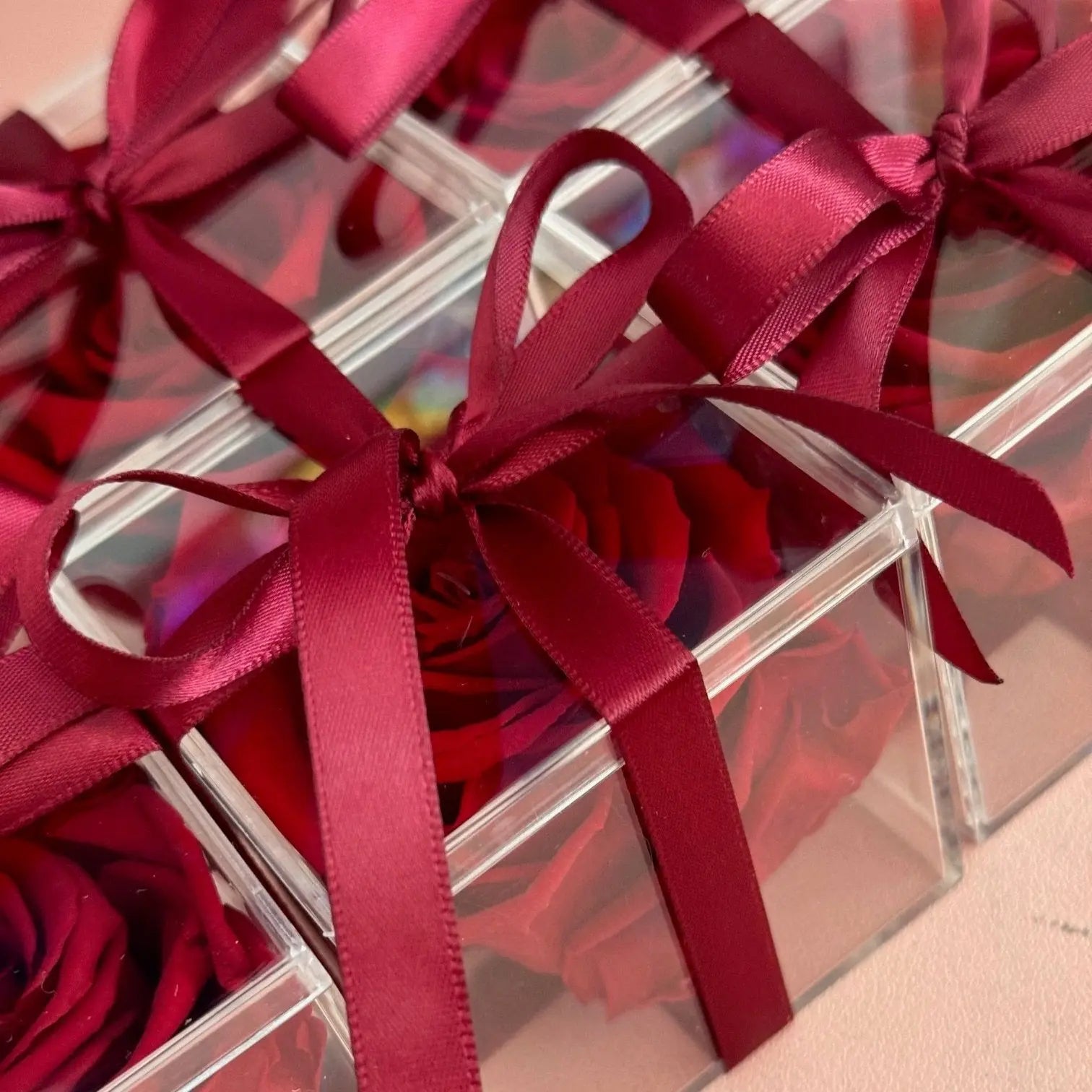 ACRYLIC BOX : Red Everlasting Rose - Fleur Du Luxe