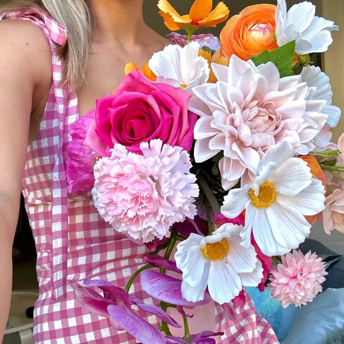 ARTIFICIAL BLOOMS: a wedding bouquet that lasts forever - Fleur Du Luxe