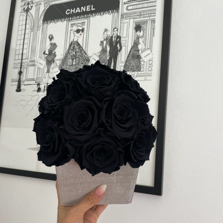 CEMENT POT: Black Everlasting Roses - Fleur Du Luxe