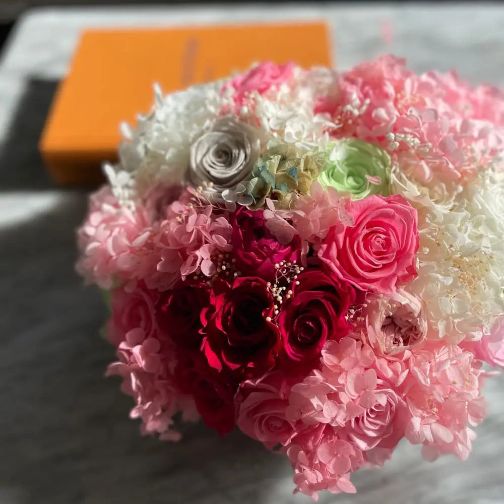 CEMENT POT: Everlasting Roses - Fleur Du Luxe