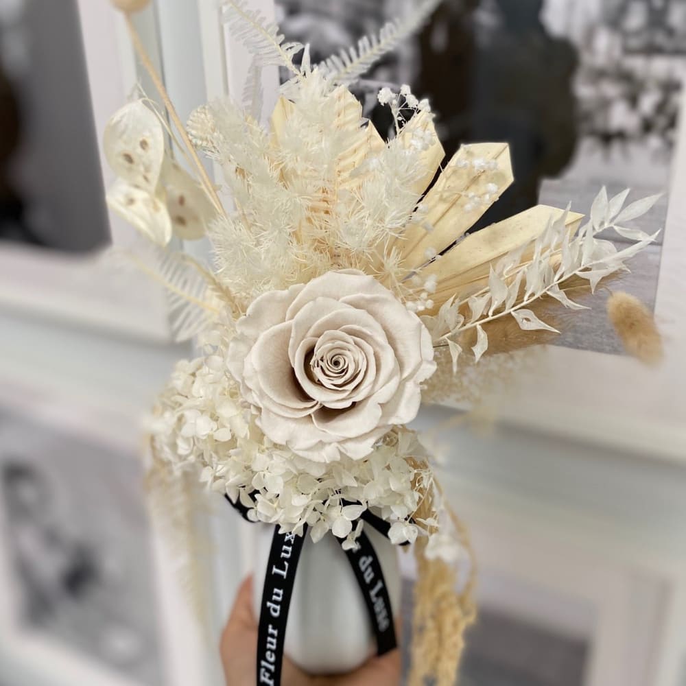 DRIED FLOWERS: Mini Mix & Vase - Neutral & White