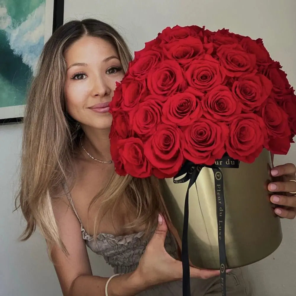 Everlasting Roses in a Dome |Gold Stainless Steel - Fleur Du Luxe