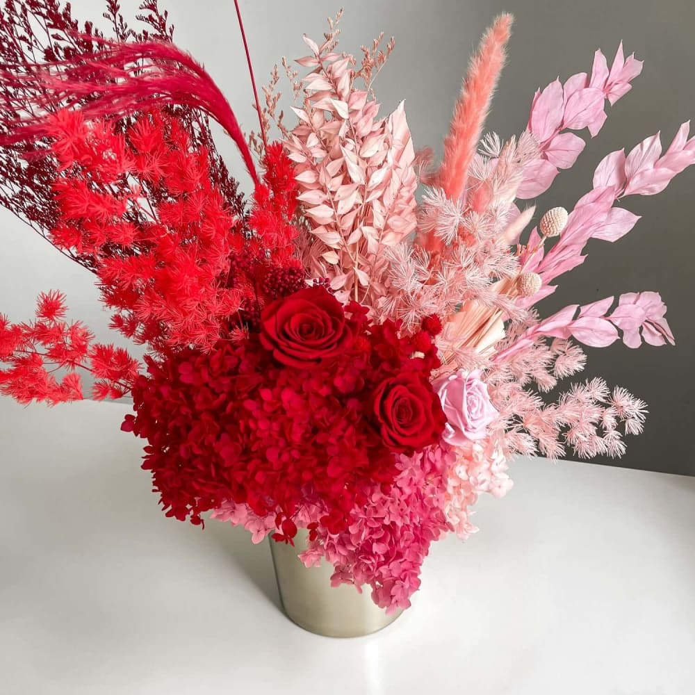 Gold Pot Ombre Dried Roses – Brand - Flowers
