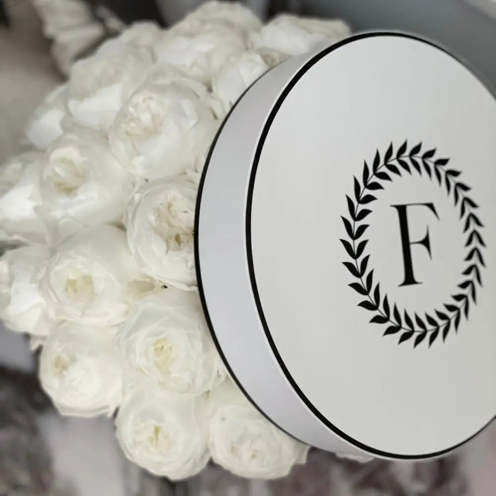 ROUND BOX : Preserved White Peonies That Last 3 Years! - Fleur Du Luxe