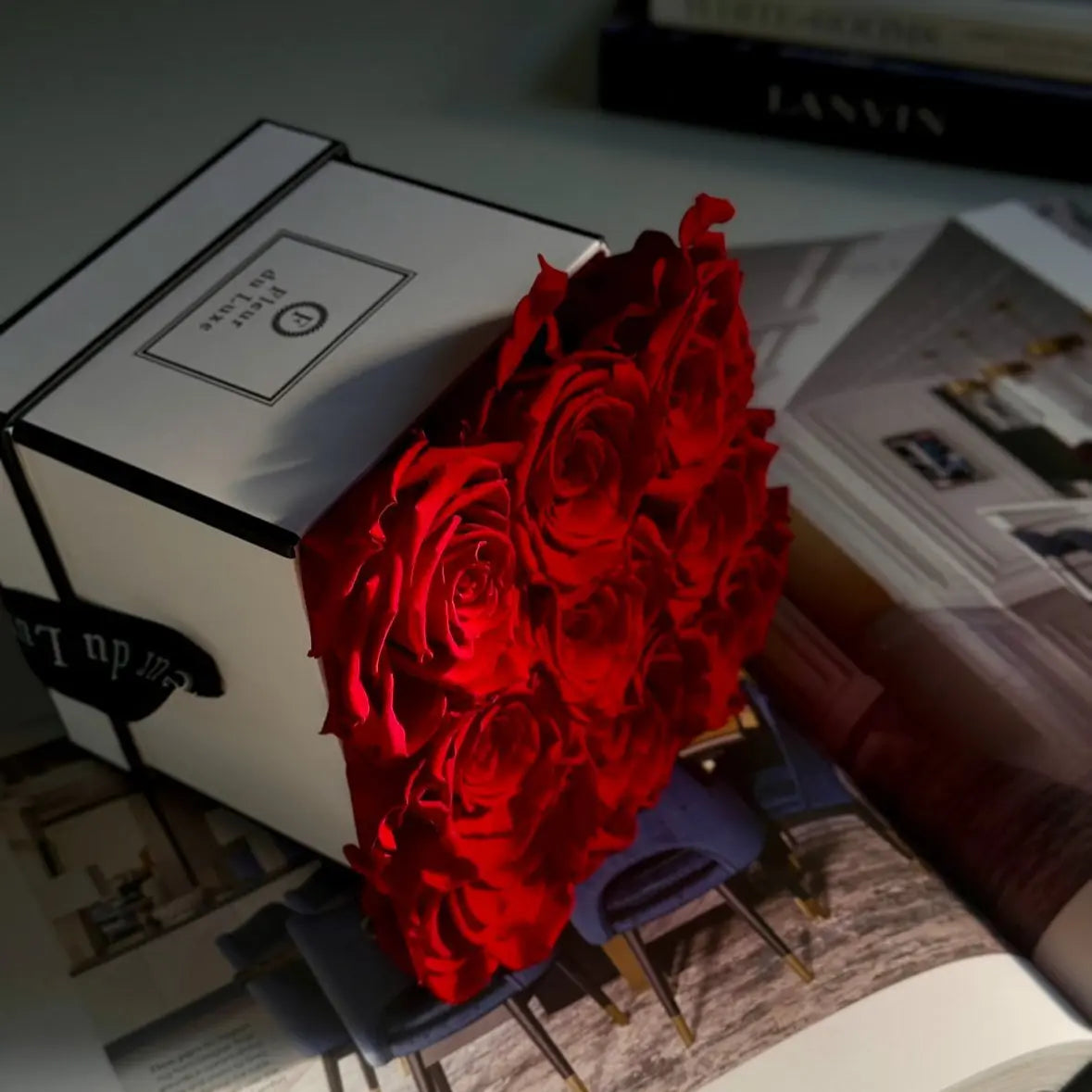 SQUARE BOX: Everlasting Red Rose Signature - Fleur Du Luxe