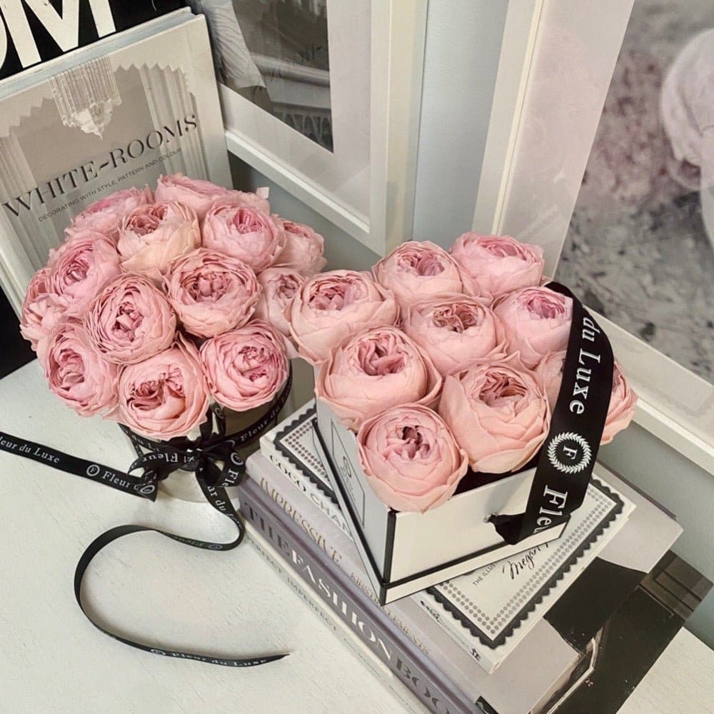 SQUARE BOX : Pale Pink Peonies - Fleur Du Luxe