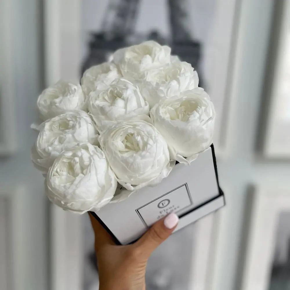SQUARE BOX : White Peonies - Fleur Du Luxe