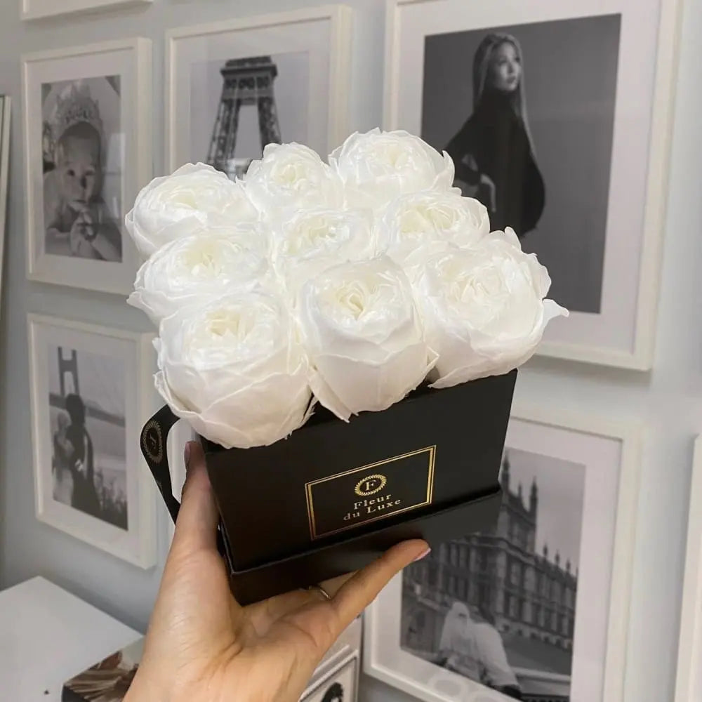 SQUARE BOX : White Peonies - Fleur Du Luxe