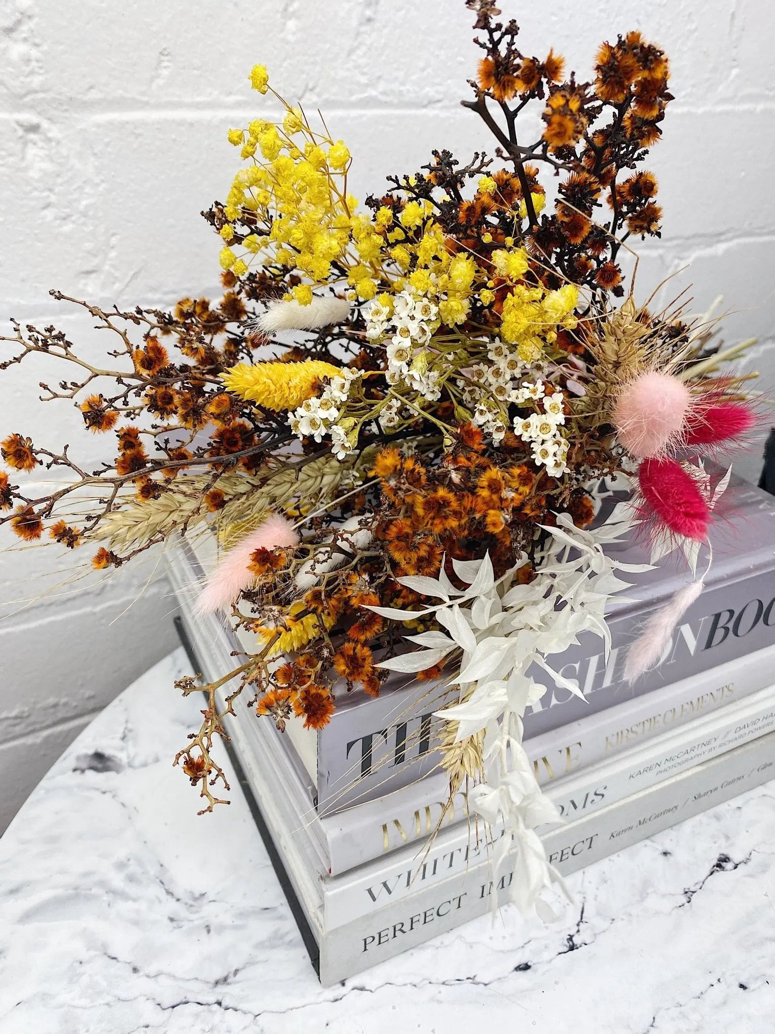DRIED FLOWERS: Small Bouquet Red Hues - Fleur Du Luxe
