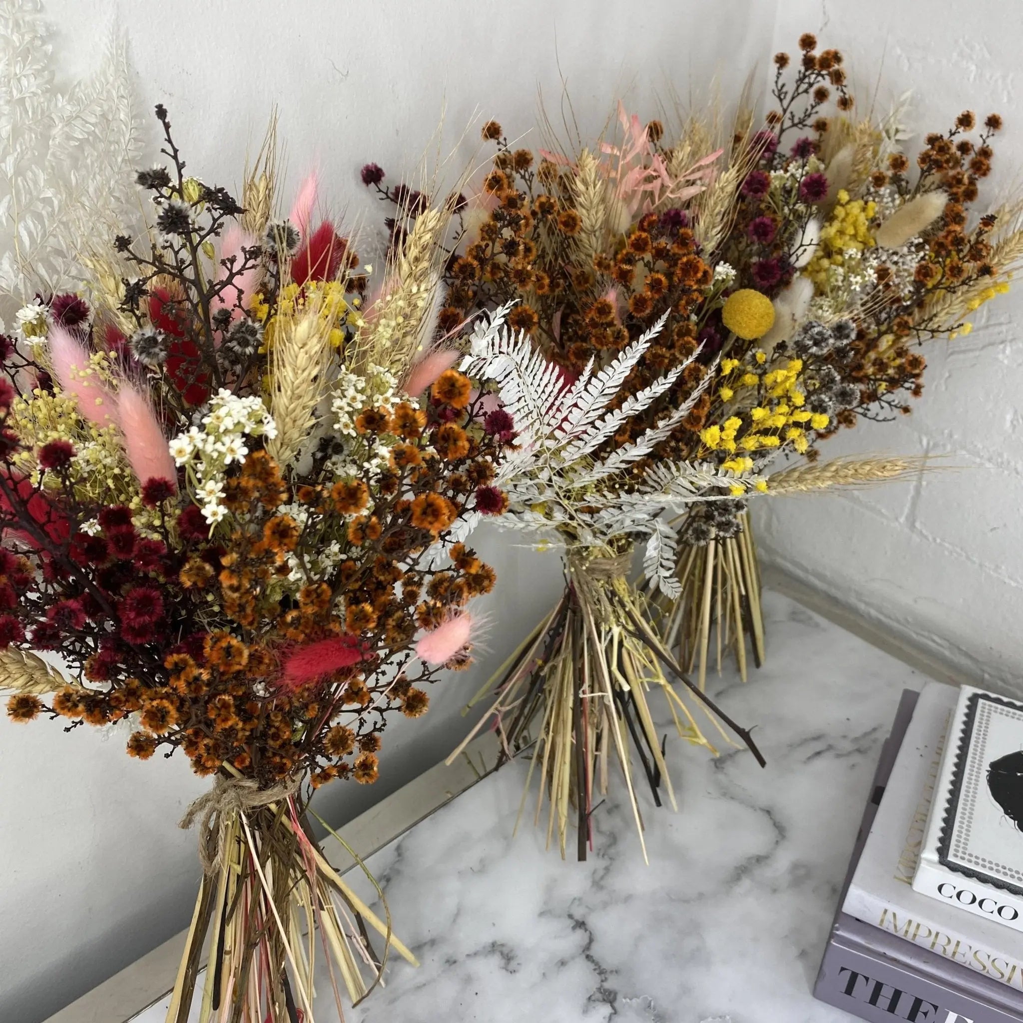 DRIED FLOWERS: Small Bouquet Red Hues - Fleur Du Luxe