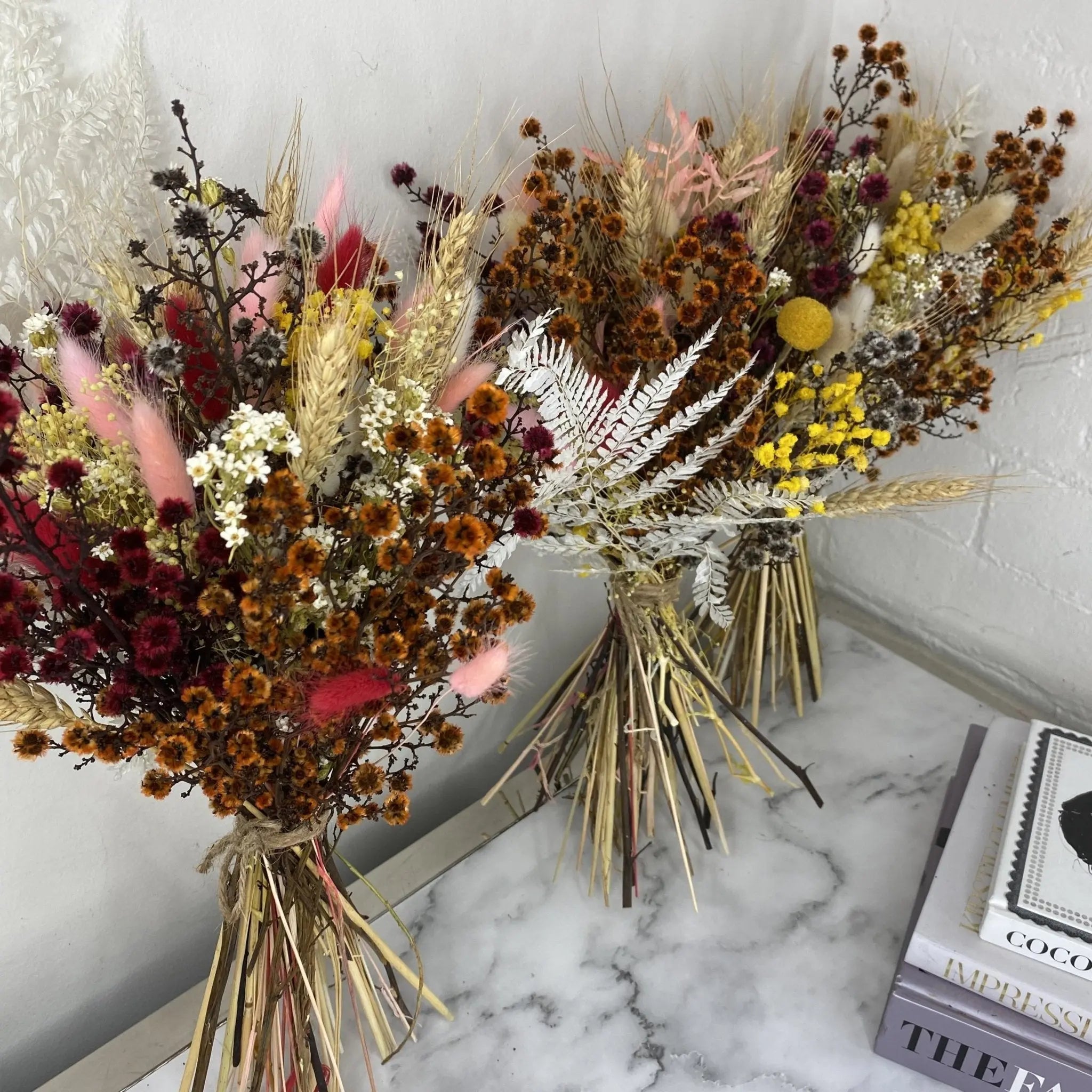 DRIED FLOWERS: Small Bouquet Red Hues - Fleur Du Luxe