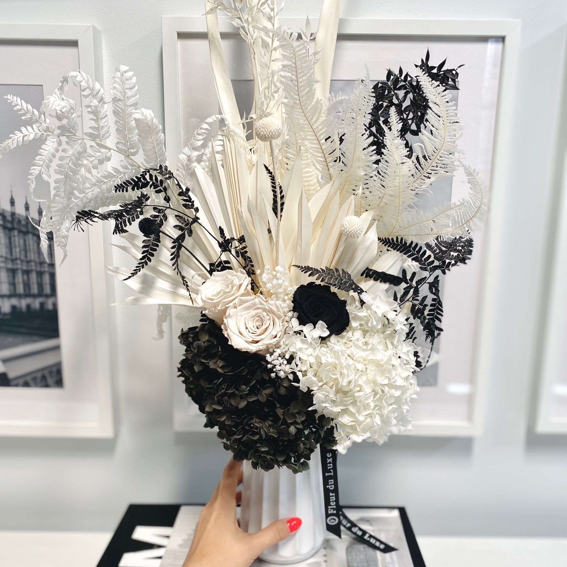 monochrome dried flower black rose bouquet 