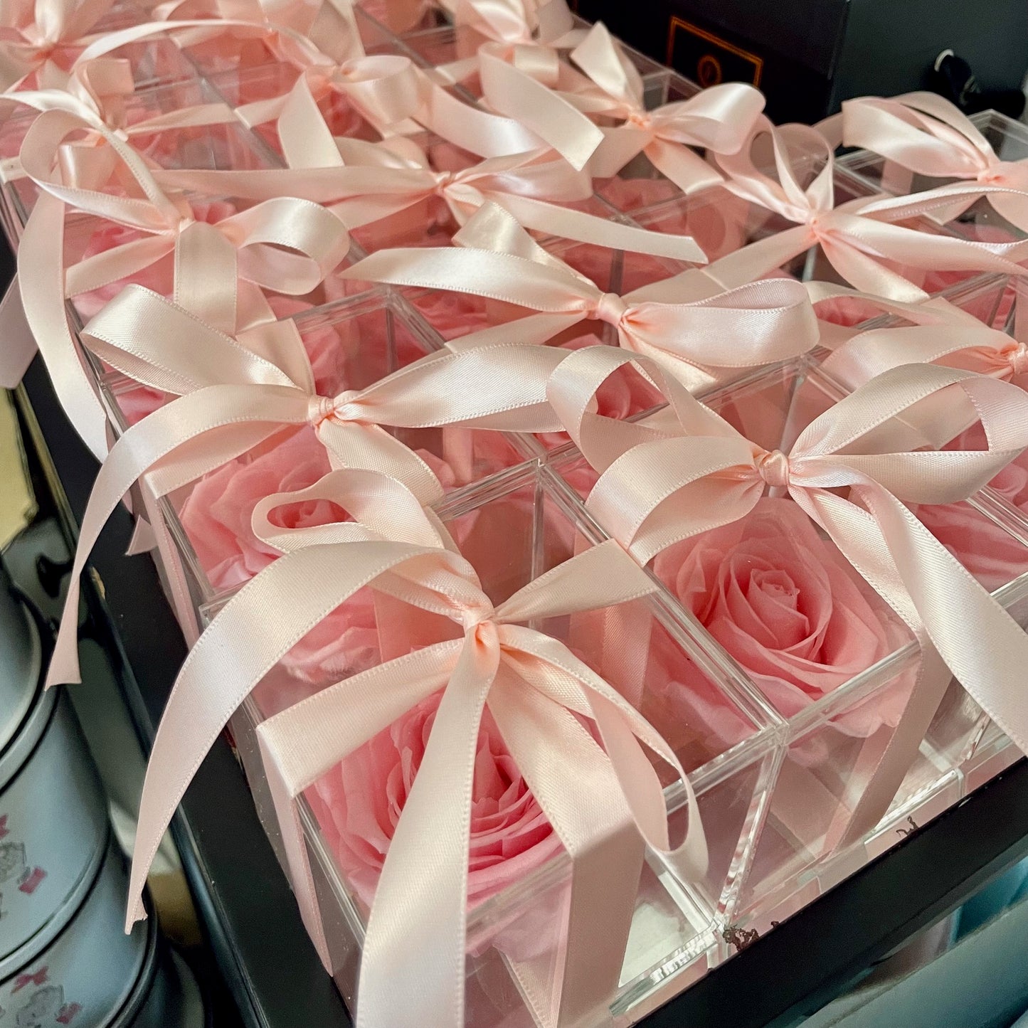 "Elegant preserved rose in an acrylic box, a timeless gift for Mother's Day, showcasing enduring beauty."