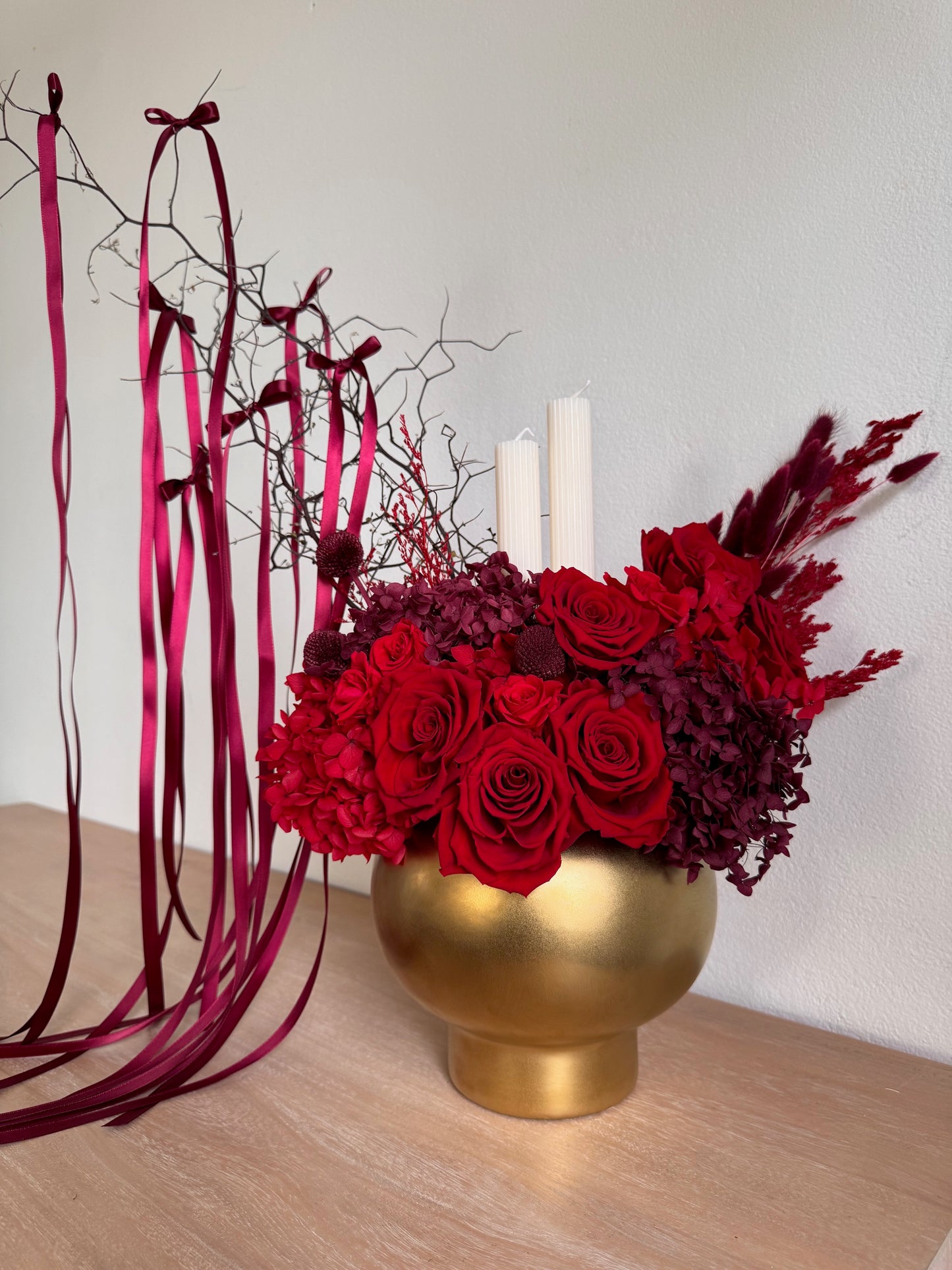 Gold Pot: Christmas Flower Arrangement with Candles in Gold Vase