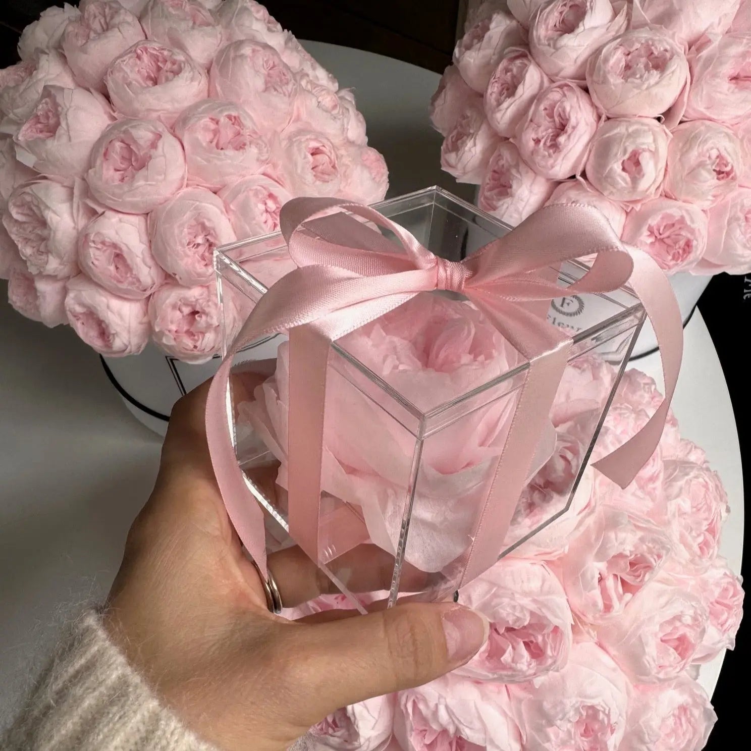 ACRYLIC BOX : Pink Peony