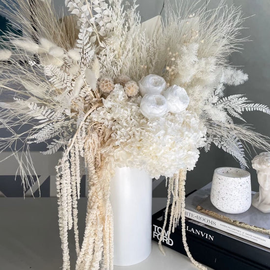 DRIED FLOWERS: Tall Pot White + Neutral - Flowers