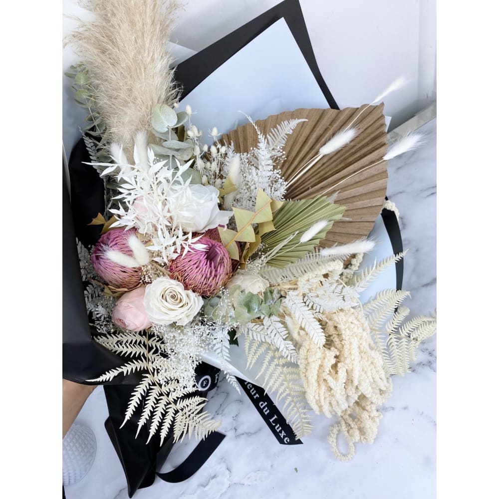 DRIED FLOWERS: Wedding Bouquet - Fleur Du Luxe