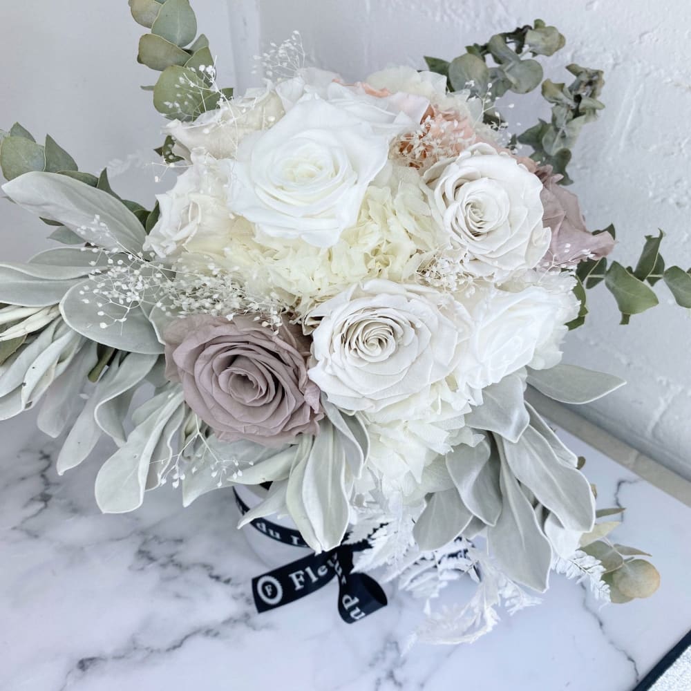 DRIED FLOWERS: Wedding Bouquet - Flowers