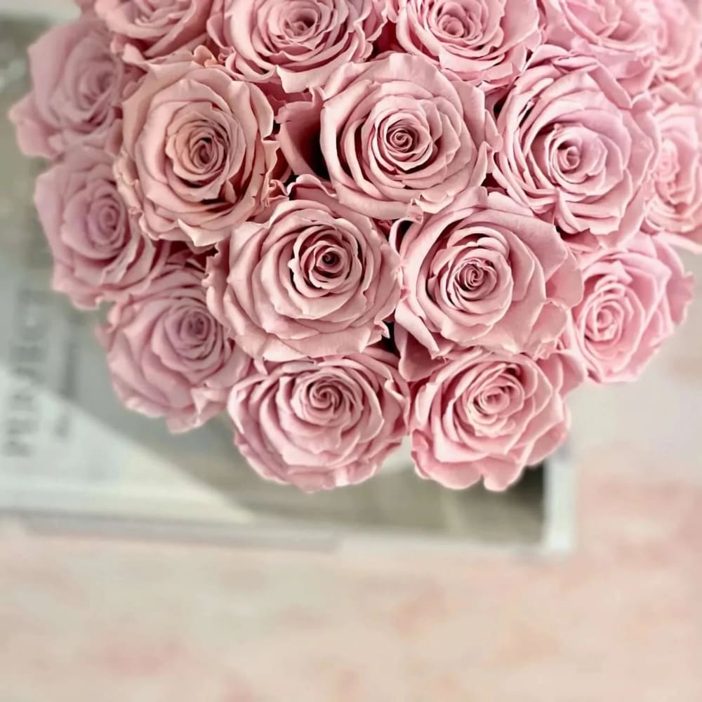 Grand gesture of 50 red roses - Pink / White - Flowers
