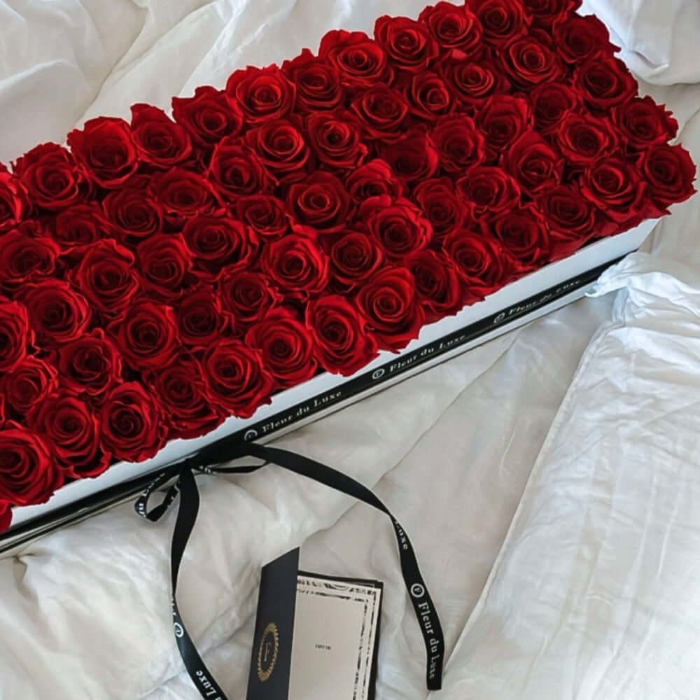 LONG BOX: Grand Gesture 80 - 100 Everlasting Roses - Fleur Du Luxe