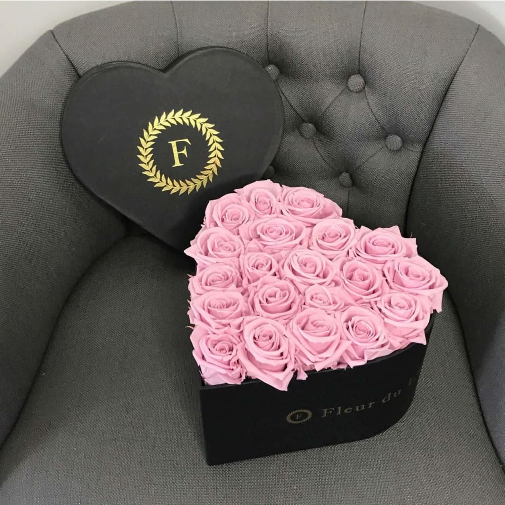 Love Heart Box: Black Velvet Roses - Flowers