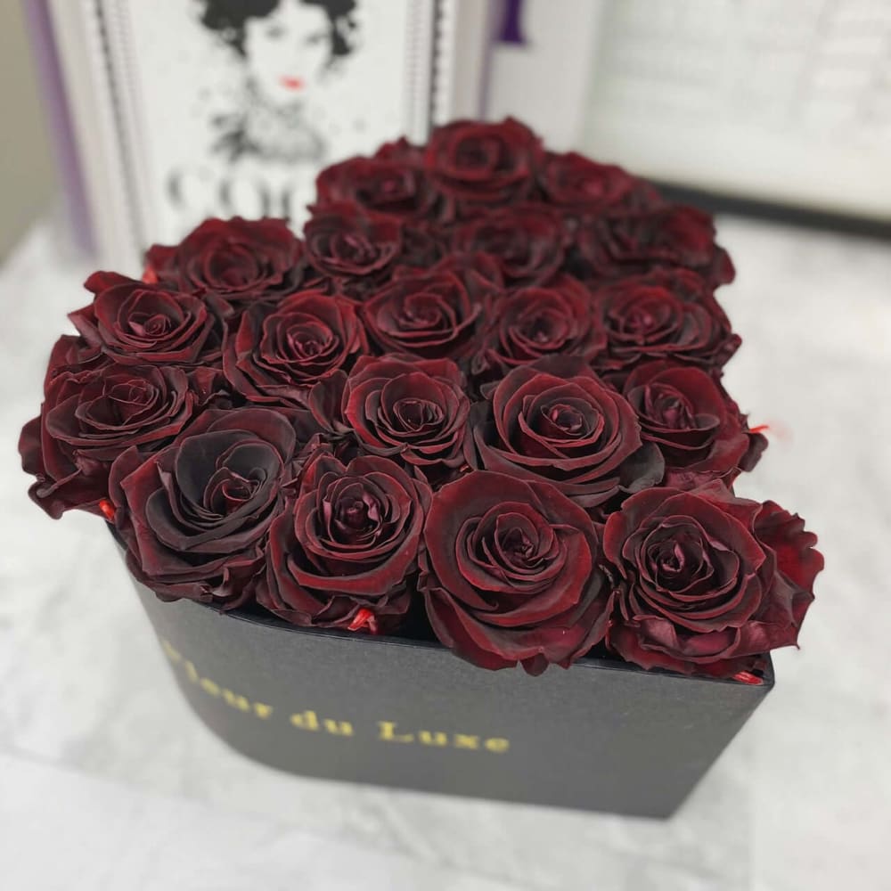 Love Heart Box: Black Velvet Roses - Flowers