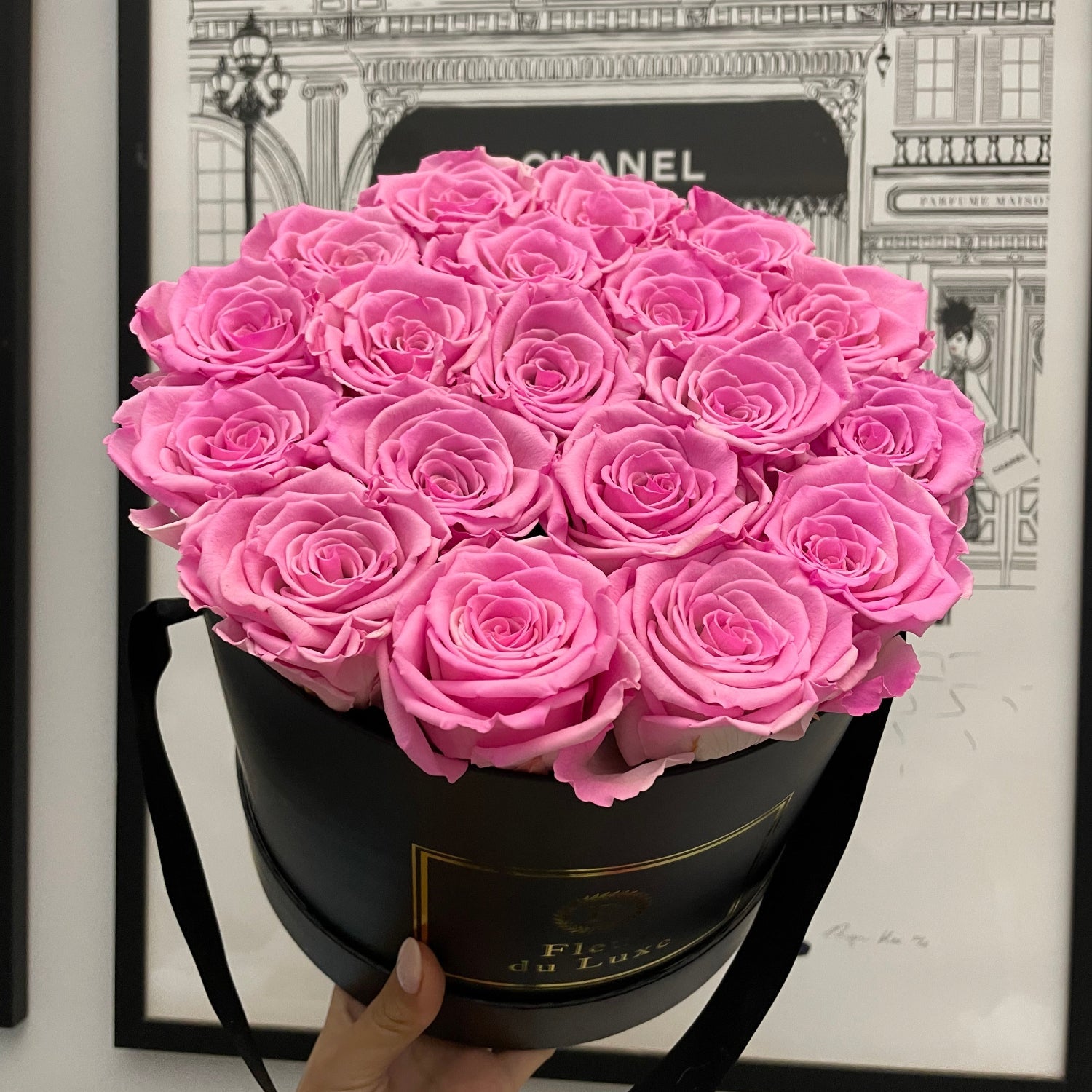 ROUND BOX : New York Bi - Colour Pink – Everlasting Real Roses in Round Hat Box - Fleur Du Luxe