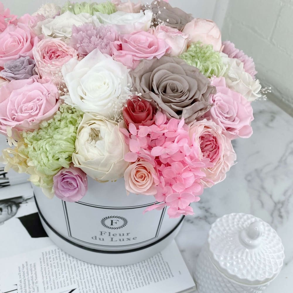 ROUND BOX: Summer Mix Preserved Flowers - Fleur Du Luxe