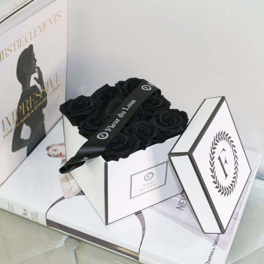 SQUARE BOX: Black Roses - Lasting Years! - Fleur Du Luxe