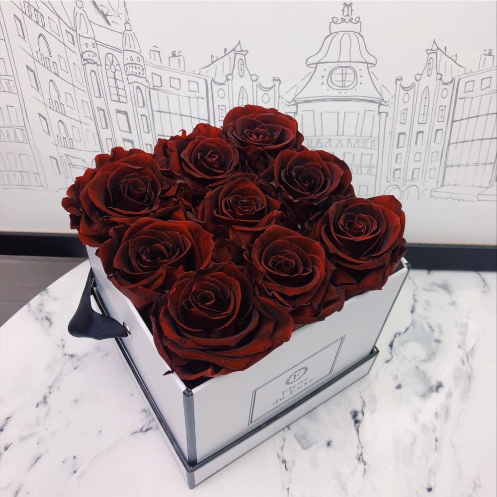 SQUARE BOX: Black Roses - Lasting Years! - Wine / White -