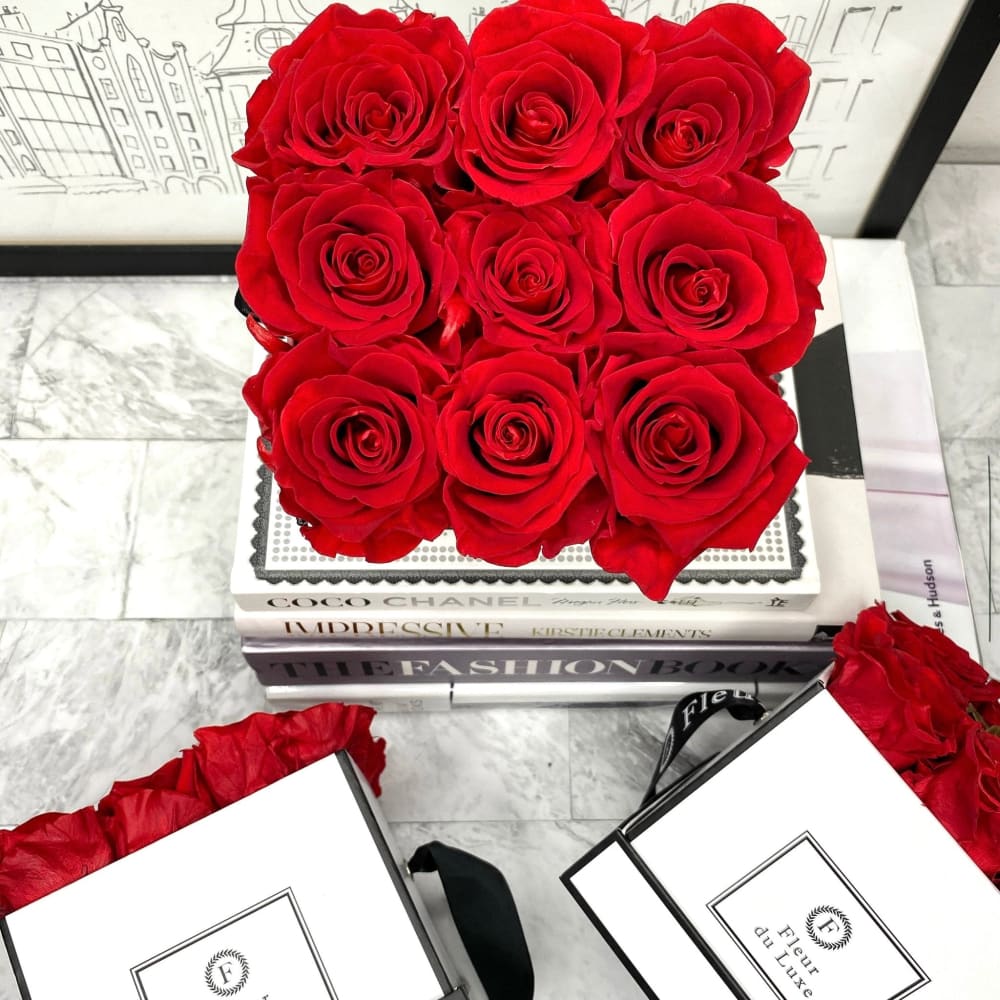SQUARE BOX: Everlasting Red Rose Signature - Flowers