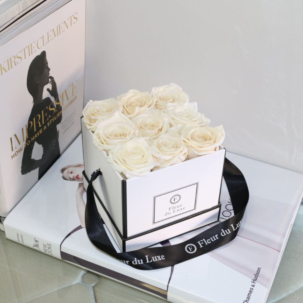 SQUARE BOX: Everlasting White Rose Collection - White /
