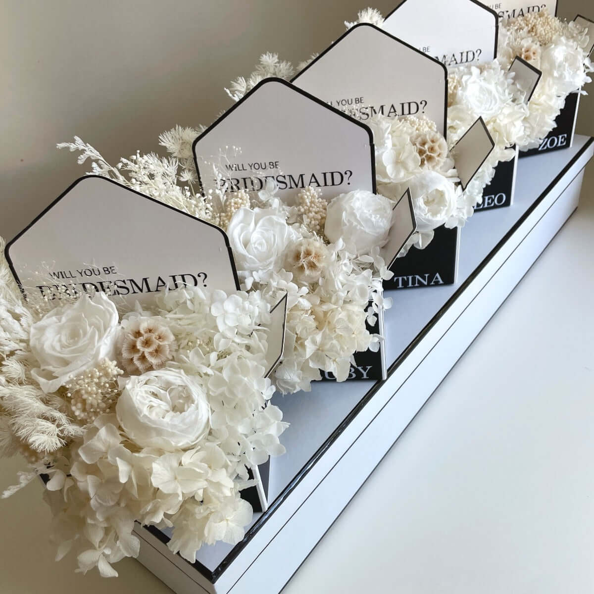 bridesmaid proposal flower box