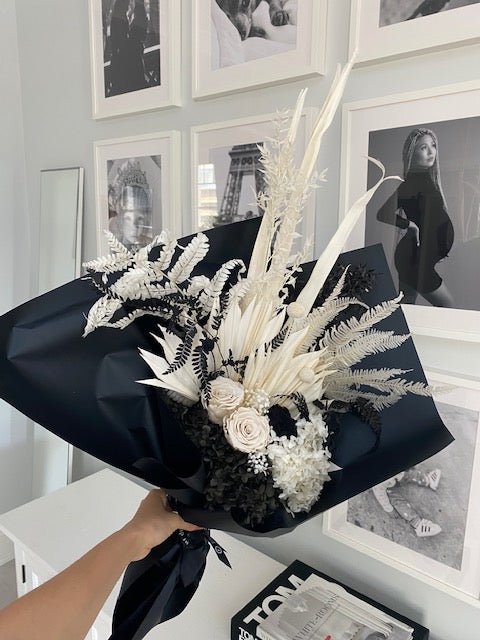 DRIED FLOWERS: Black & White Monochrome - Fleur Du Luxe
