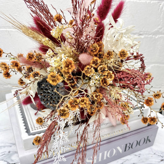DRIED FLOWERS: Small Bouquet Red Hues - Fleur Du Luxe