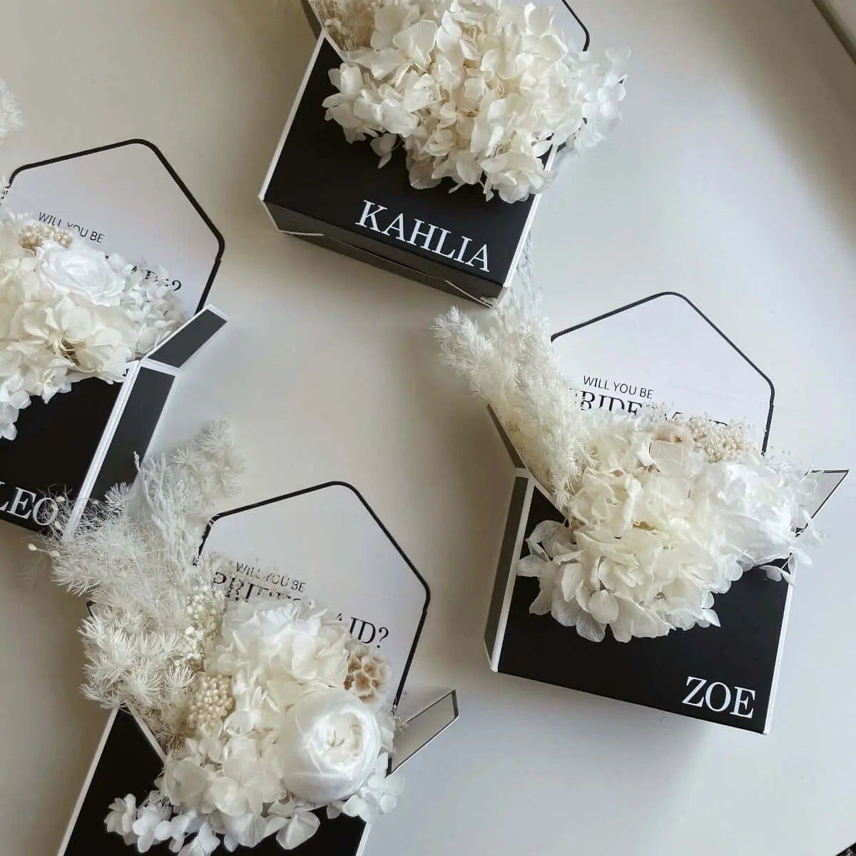 FLOWER ENVELOPE: Cream Flowers - Fleur Du Luxe